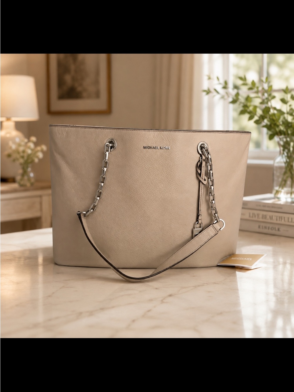 Michael kors beige bag
